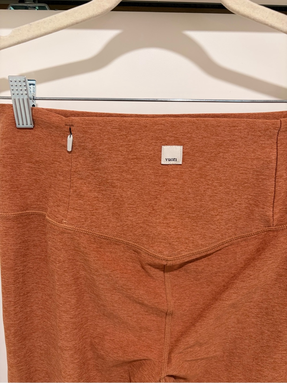 Vuori Palo Santo Set Heathered Tank and Leggings - Picture 9 of 16